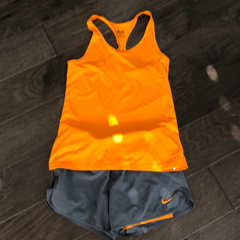 Nike Dri-fit Racerback Tank - Picture 3 of 5